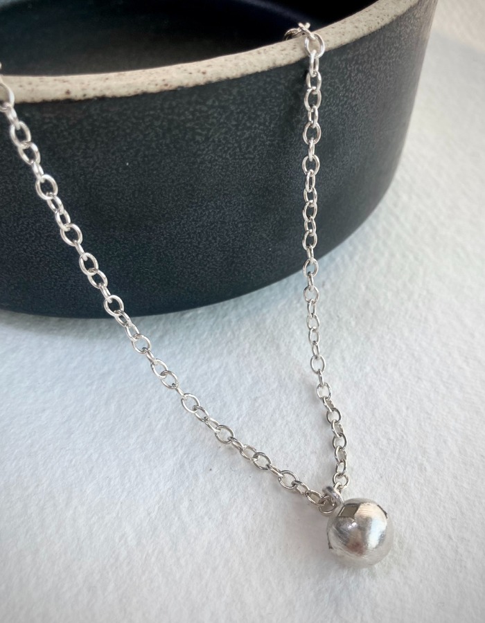 suzuran) silver bell_uneven necklace