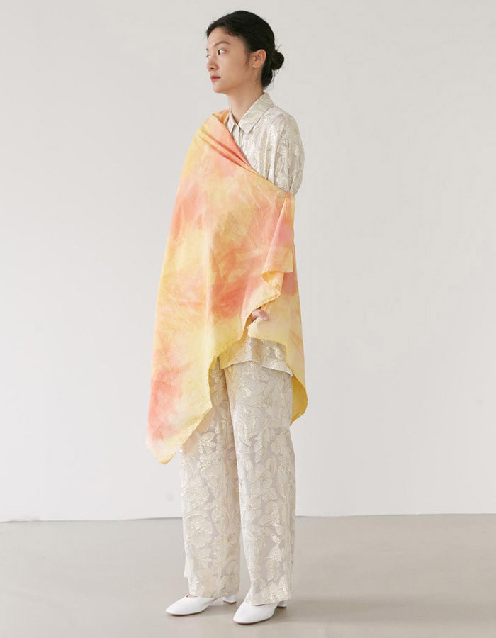 teak) gold flower jacquard silk pants