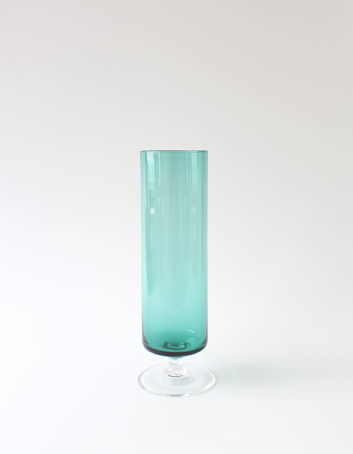vintage) teal glass vase