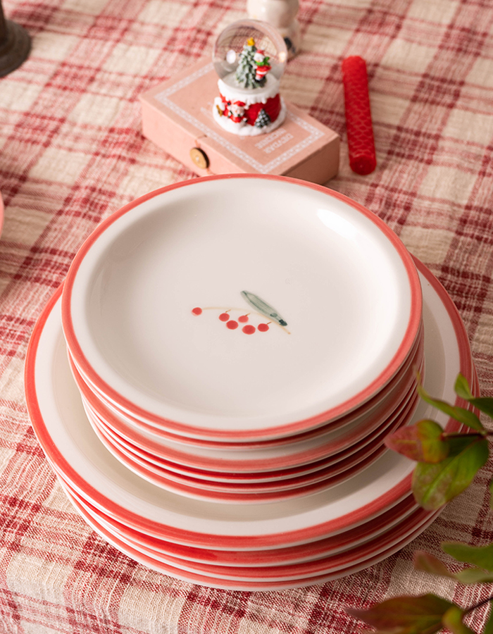 Saie Pottery) winter berry plates 2021 edition (2 Size) 마지막 수량