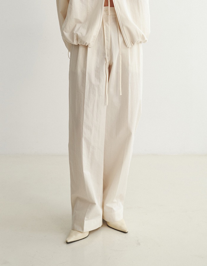 REPOS) LOW TWO TUCK PANTS _ IVORY