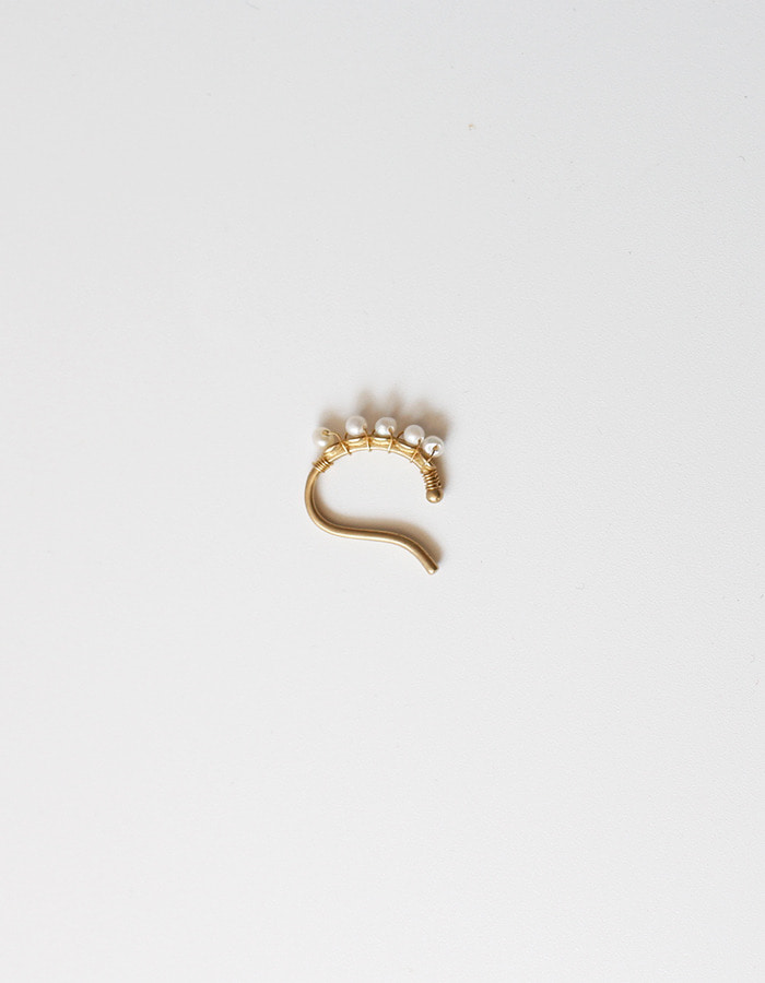 suzuran jewel) curve ear cuff_pearl - 마지막 제품
