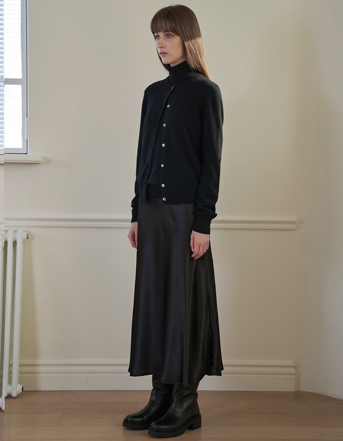 FLUID) Satin Flare Skirt (Black)