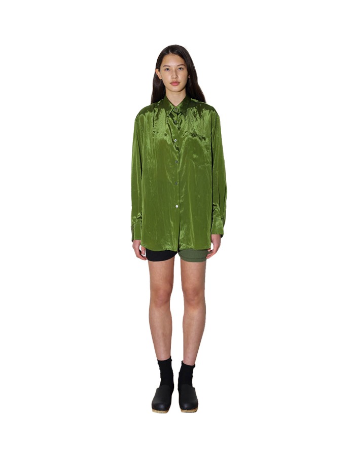 AOY) ADRIENN SHINNING BLOUSE IN OLIVE 3차 재입고