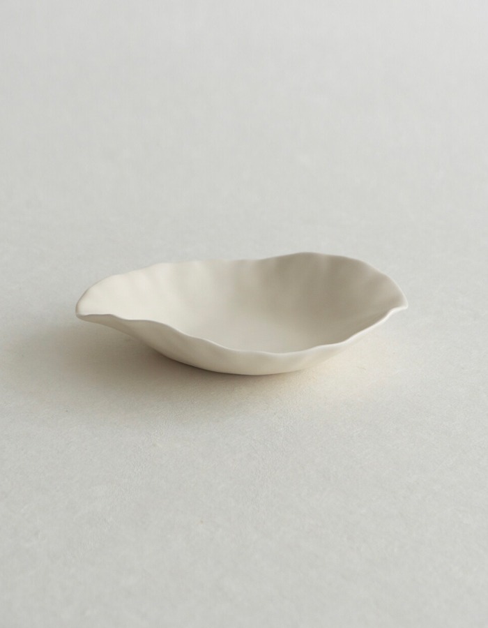 Nahye ceramic) SMALL LEAF PLATE