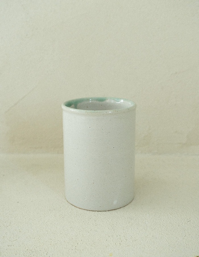Saie Pottery) herbe cylinder cup
